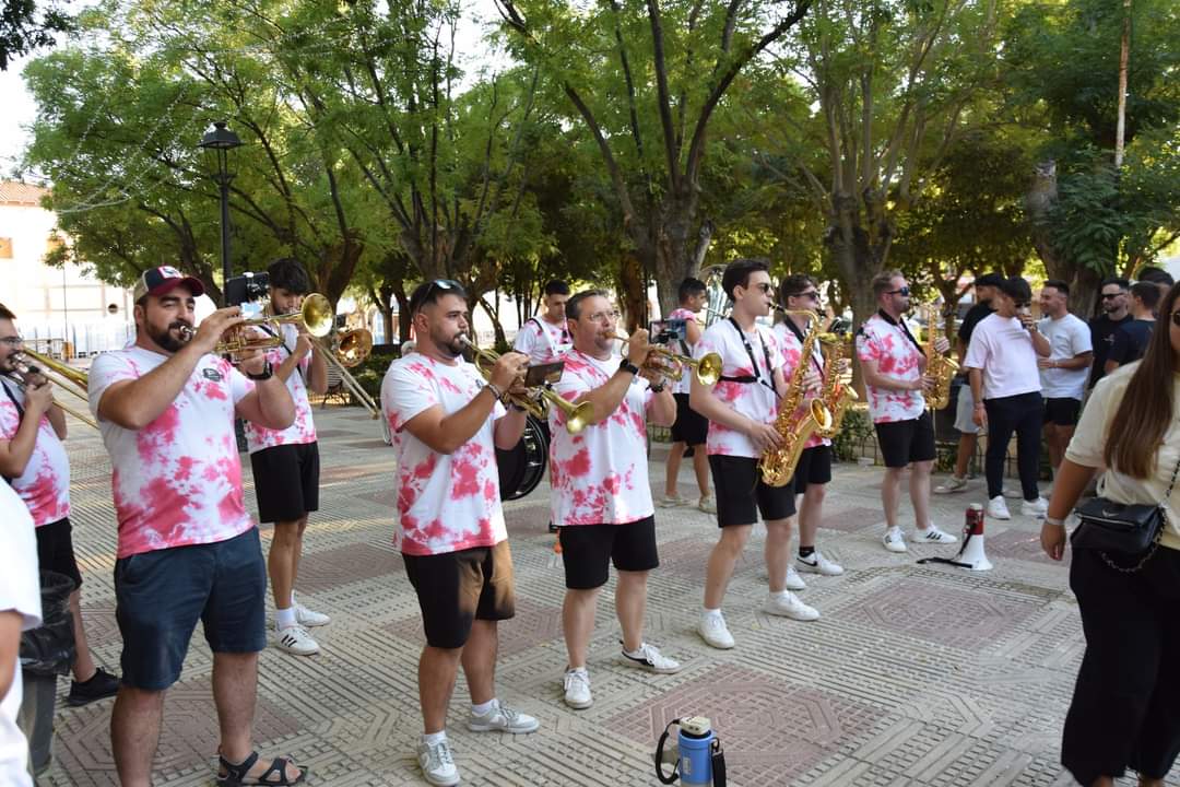 Image for Charanga Si Dios Quiere